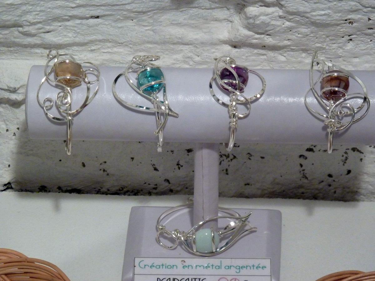 Bracelet metal